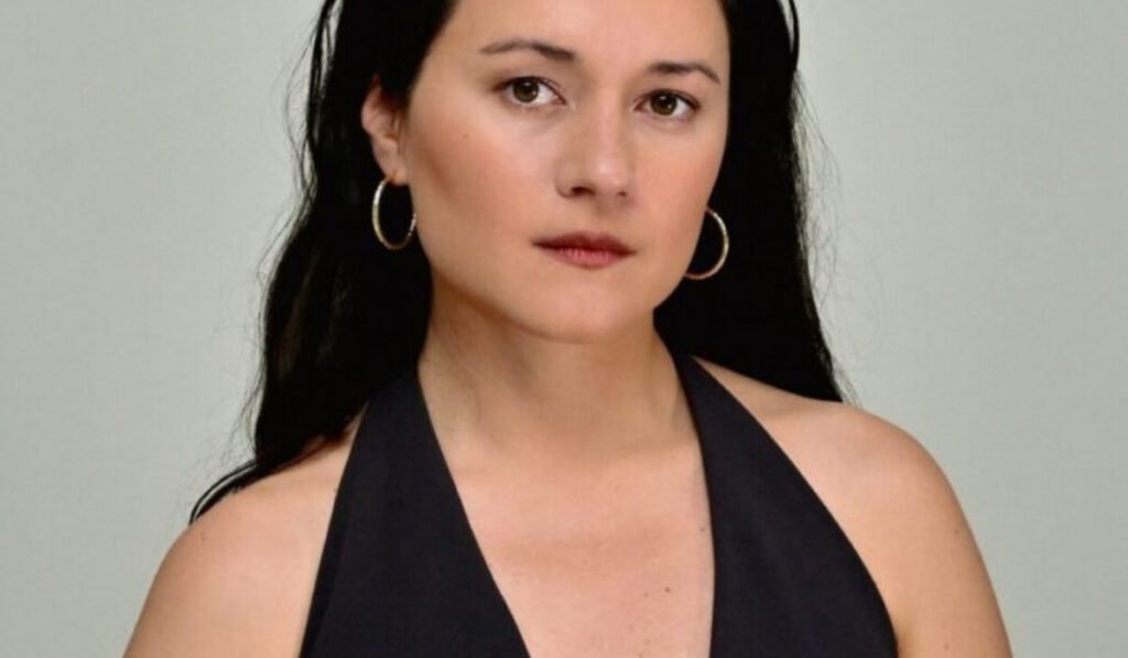 Arabella Sezen Oz